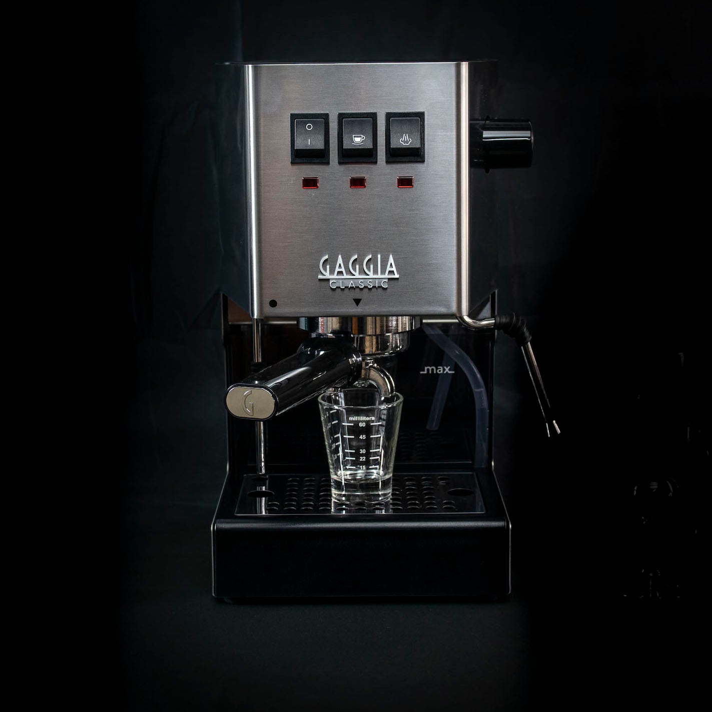 Gaggia Classic Pro Espresso Machine - Italian Espresso Machine - Manual Espresso machine - Residental Espresso Machine - Stainless Steel Gaggia Classic Pro - Manual residential espresso machine